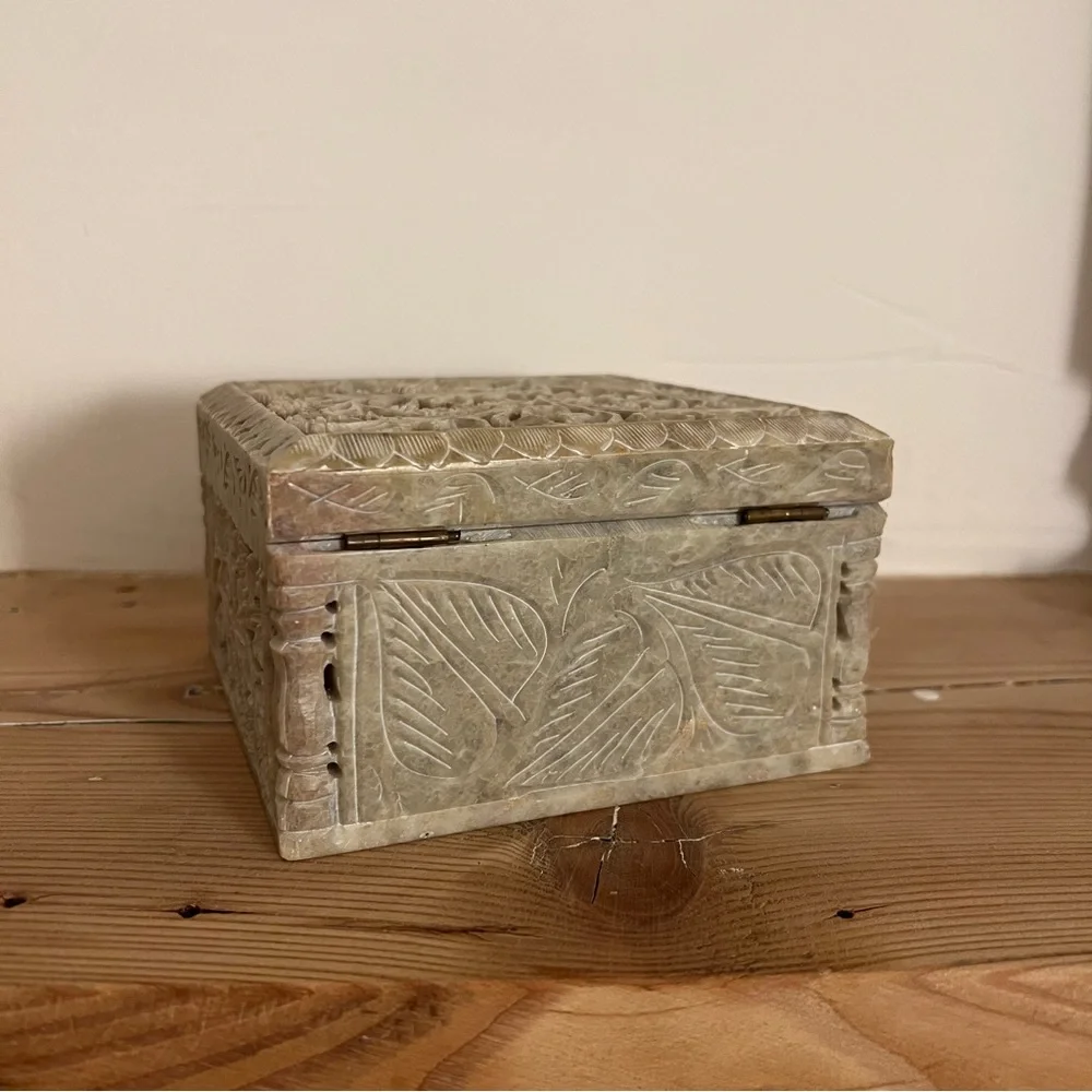 NEW Artisan Crafted Soapstone Jali Jewelry Box, 